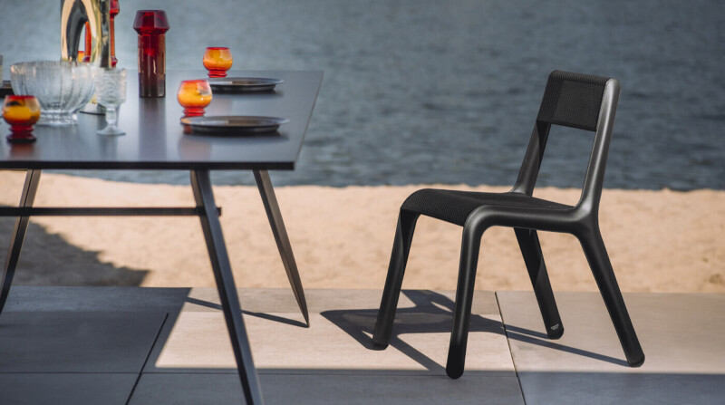 Zieta's ultraleggera black chair