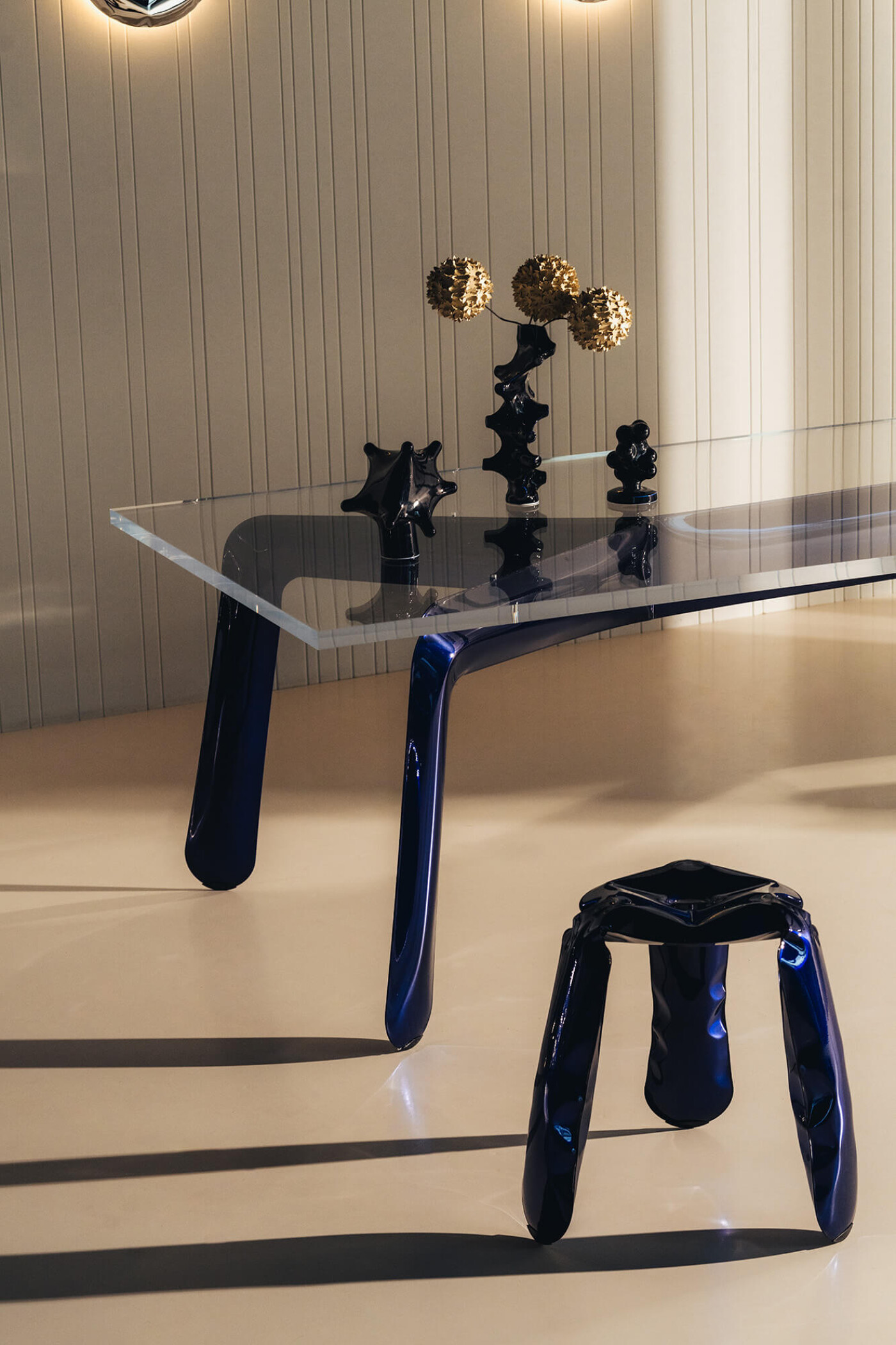 Photo: Szymon Jędrzejewski, Light: Alex Iwański, production: Julia Leus  zieta chippensteel table in true blue