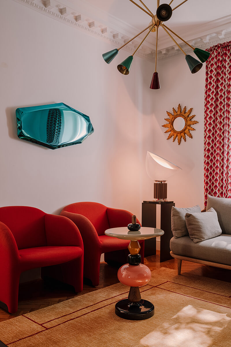Photo: Yestersen, Pion Studio. tafla c mirror in interior setting
