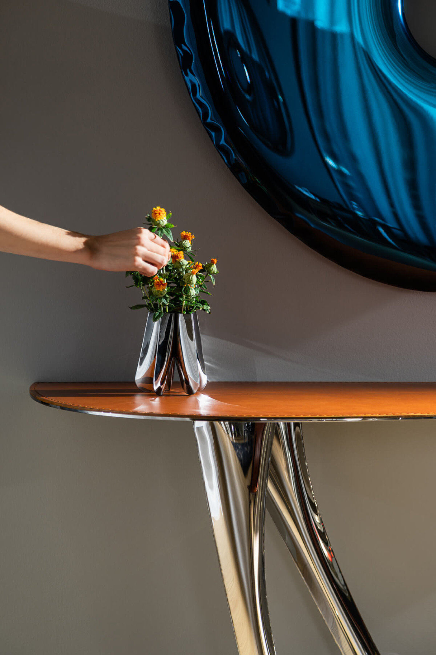 Rotation Vase by Zieta Studio – Harmonious Steel Design
