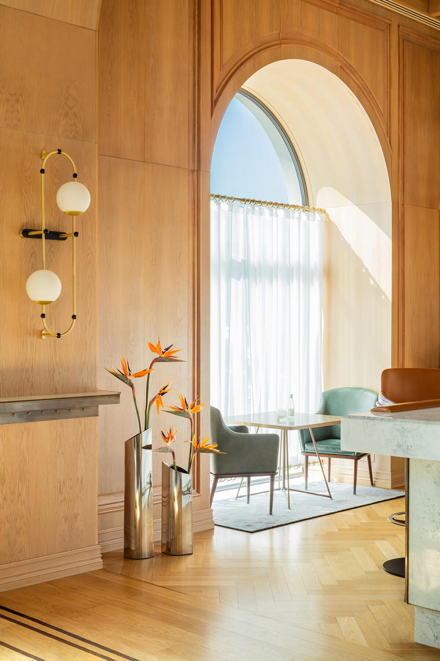 Zieta_PAROVA_Vases_L_Inox_Zieta_Collection_7_fot_Ernest_Wińczyk