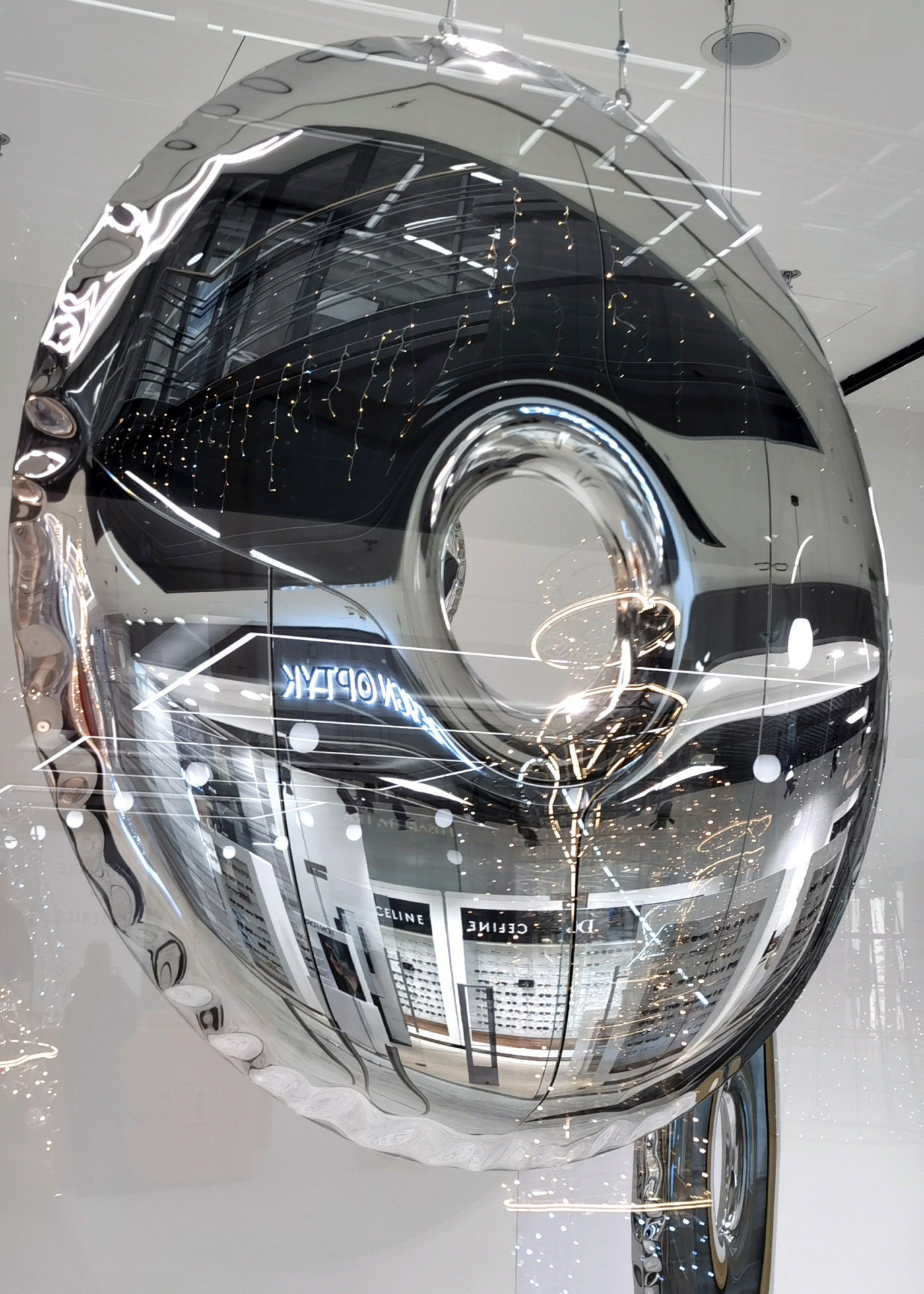 tafla o taflao mirror lustro oskar zieta studio renoma światło lampa żarówka rondo donut pączek donathalo
