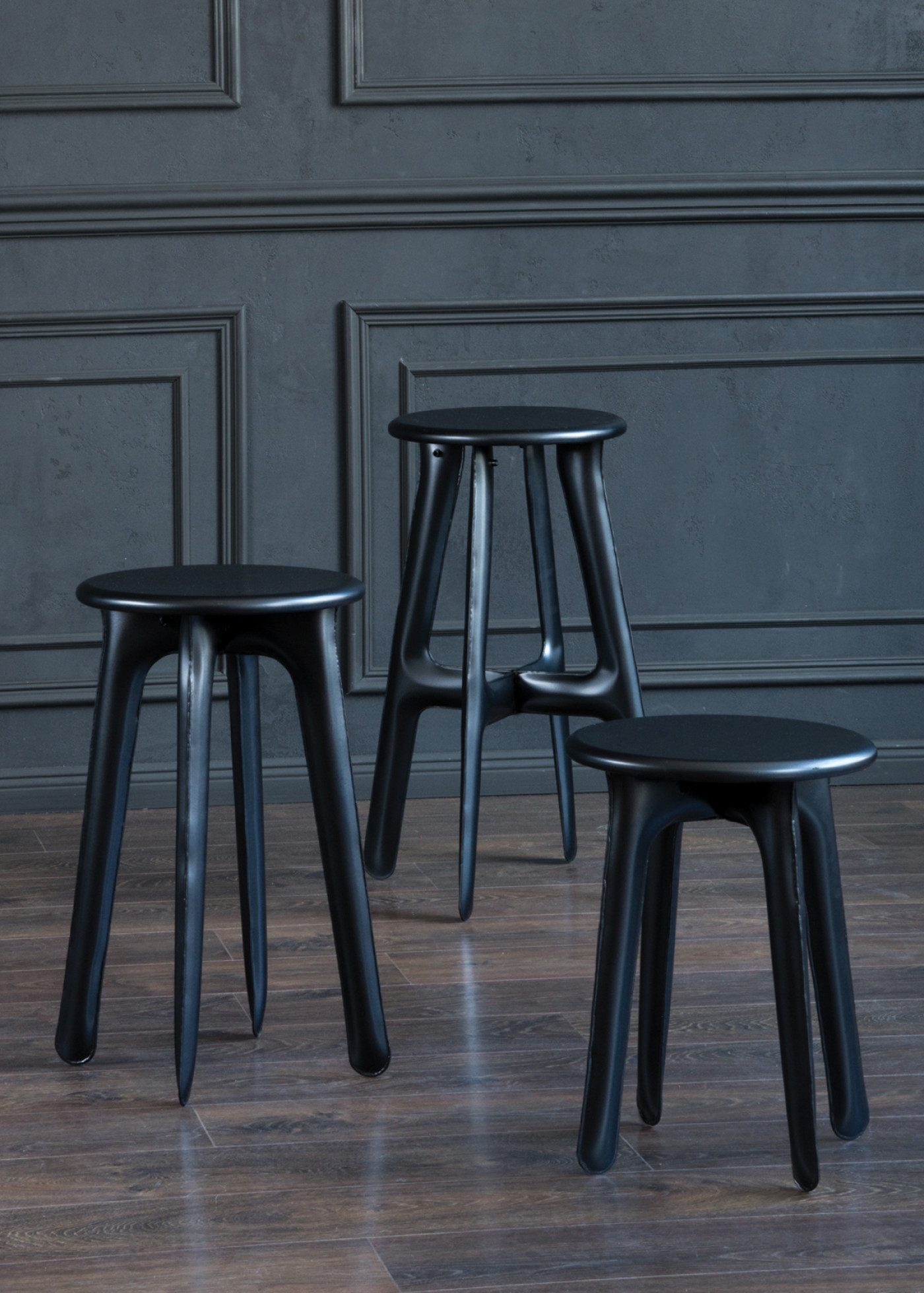 Ultraleggera Stool Anodic Black Alu