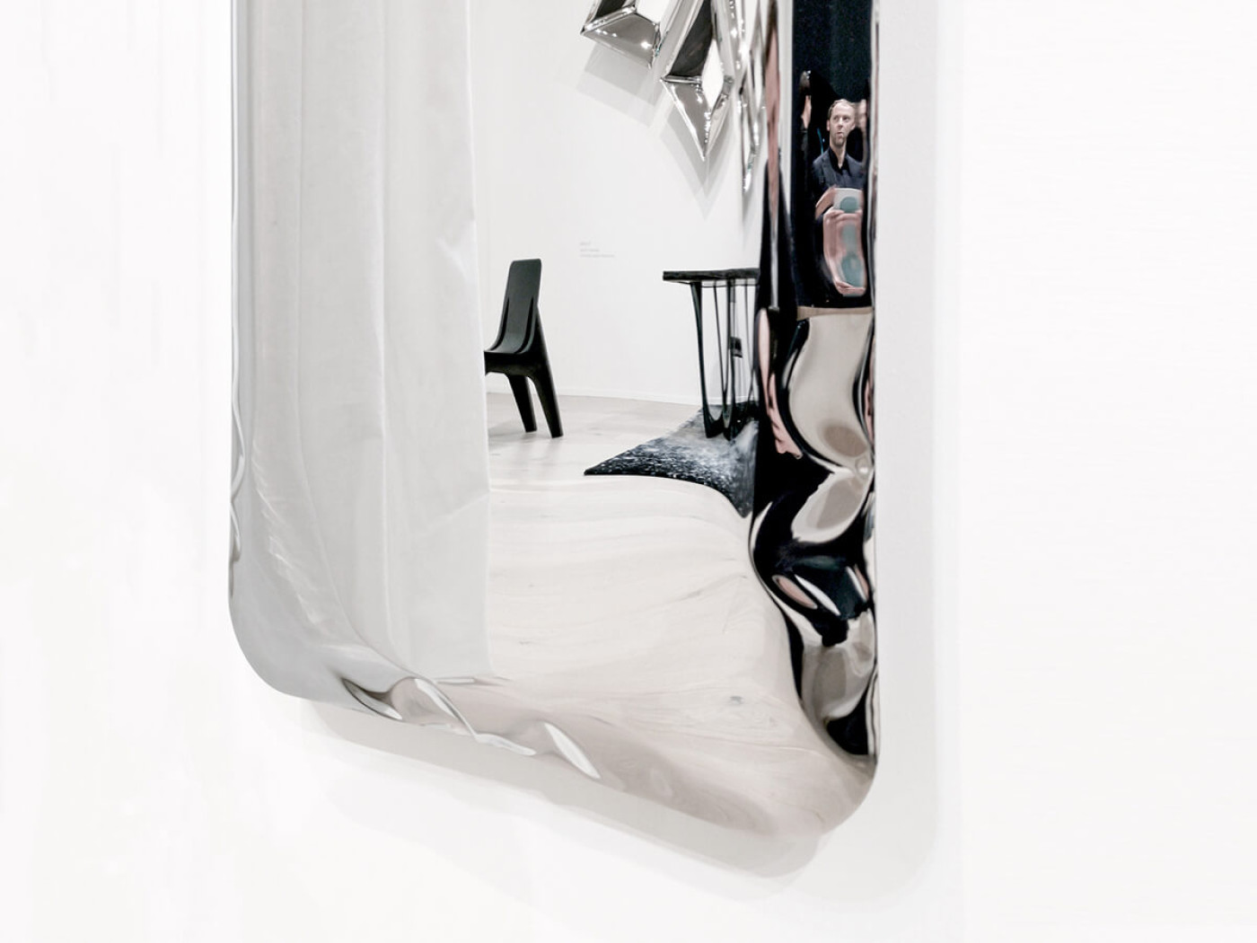 detailed picture of round of steel mirror